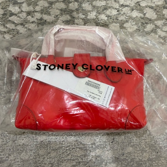 NWT STONEY CLOVER LANE MINI POUCHETTE CROSSBODY 01 - PATENT LEATHER - APPLE - Picture 1 of 3